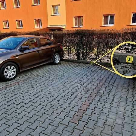 Slnecny Byt V Blizkosti Historickeho Centra Trenčín Dış mekan fotoğraf